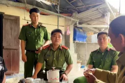 Công an xã tìm lại thân nhân liệt sĩ sau 45 năm thất lạc