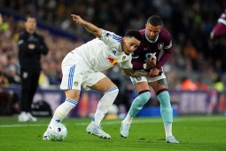 Video bóng đá Leeds - Burnley: Tưng bừng đầu hiệp 2, gần qua vạch an toàn (Ngoại hạng Anh)