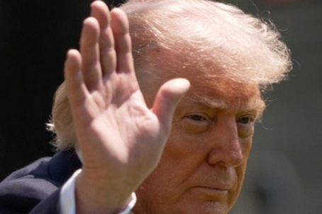 Ông Donald Trump tuyên bố "hoạt động thù địch với Iran đã chấm dứt"