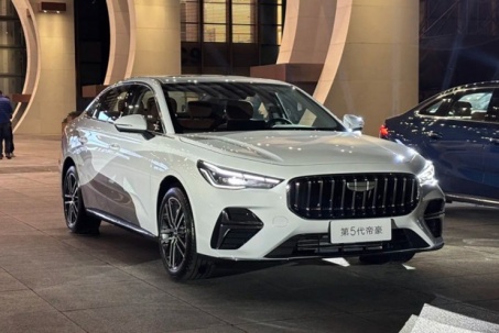 Geely trình làng mẫu sedan siêu tiết kiệm nhiên liệu, giá từ 230 triệu đồng