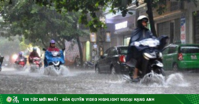 Miền Bắc đón đợt không khí lạnh đầu tháng 5, mưa dông kèm lốc sét trên diện rộng