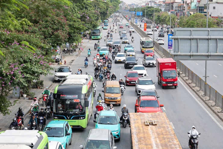 Đường Giải Phong lượng phương tiện không cao
