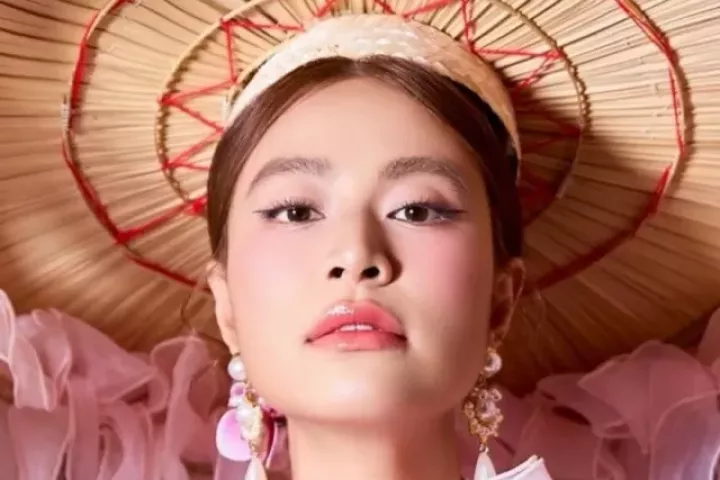 Hoàng Thùy Linh bị gọi tên