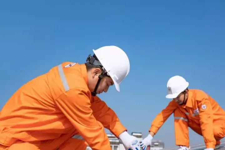 Giờ cao điểm buổi tối kéo dài, cách nào ‘né’ giá điện đắt?