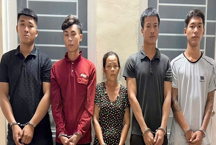 Thuê người đánh chồng với giá 40 triệu đồng vì ghen