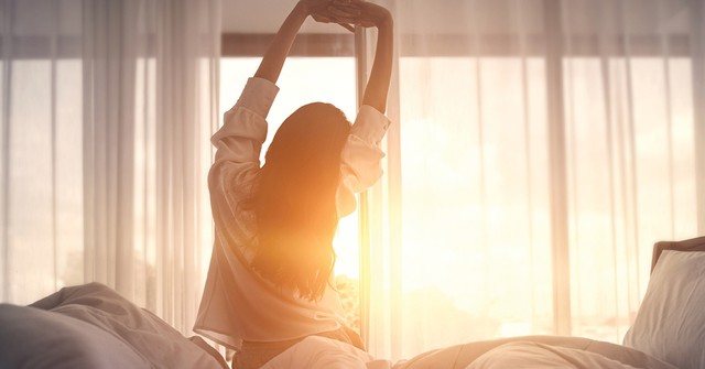 Dưỡng sinh buổi sáng là một trong những cách đơn giản nhưng hiệu quả nhất để duy trì sức bền cho cơ thể. Ảnh minh họa: TL