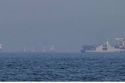 Iran đề xuất lộ trình 30 ngày với Mỹ để mở eo biển Hormuz