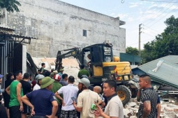 Sập nhà 2 tầng tại Quảng Ninh, một người chết, 2 người bị thương