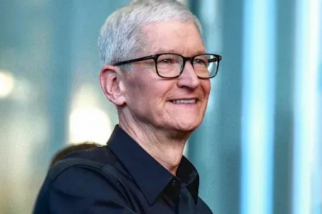 Một việc 'đều như vắt tranh' mỗi buổi sáng của Tim Cook