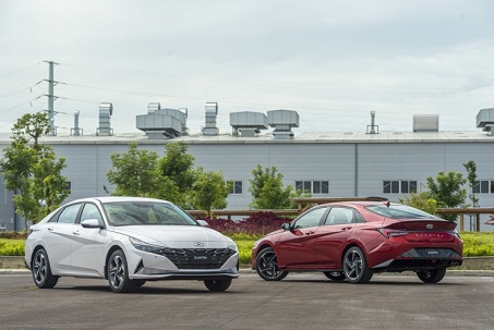 Giá xe Hyundai Elantra niêm yết và lăn bánh tháng 5/2026
