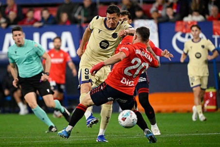 Trực tiếp bóng đá Osasuna - Barcelona: Trụ vững trong 8 phút bù giờ (La Liga) (Hết giờ)
