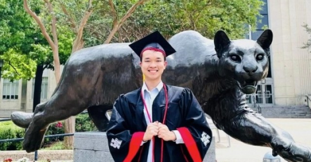 Từ đam mê làm phim đến tấm vé nghiên cứu vũ trụ tại Đại học Cambridge