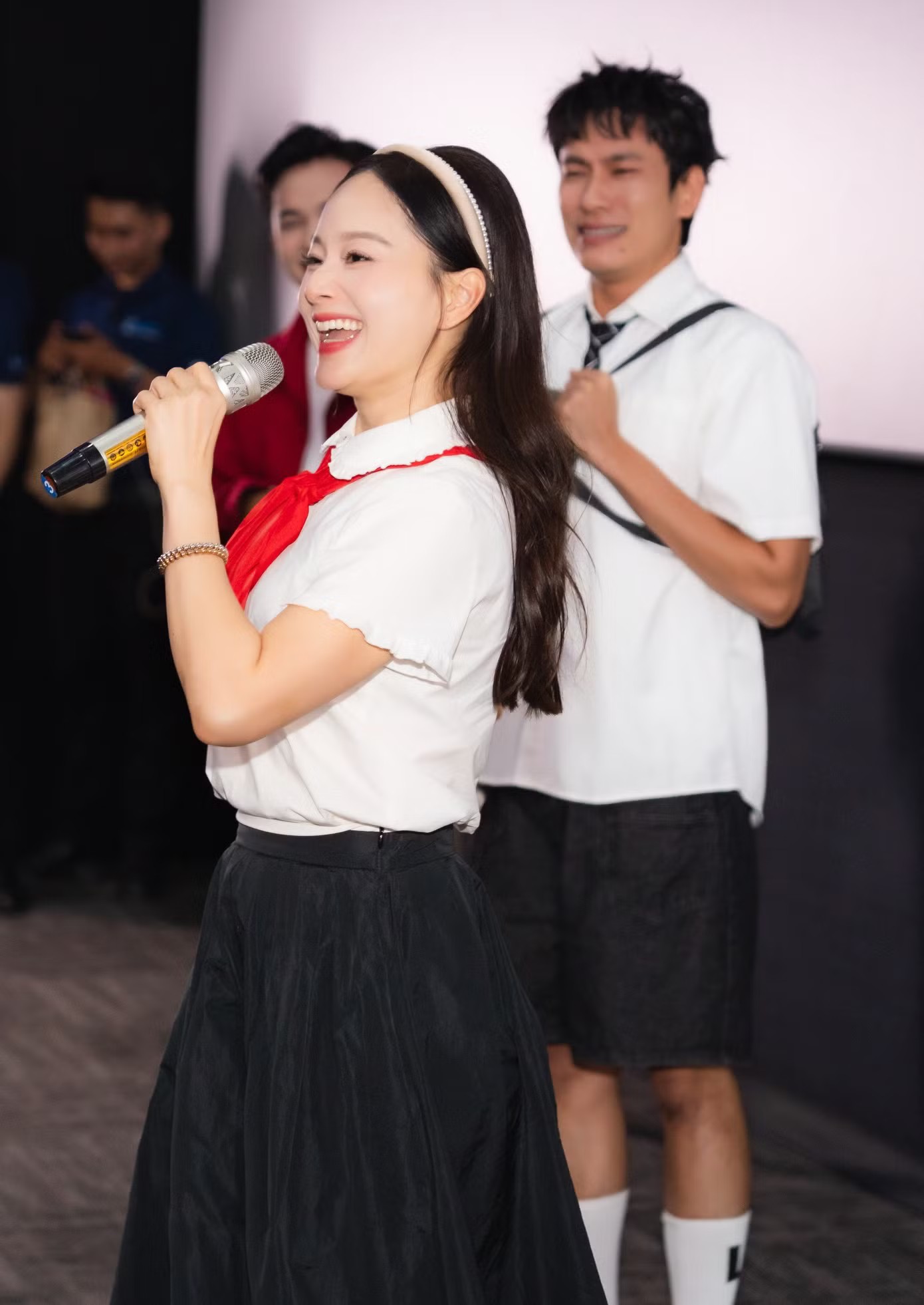 Nhan sắc sao nhí Thái Lan đang khuấy đảo phòng vé Việt Nam - 26