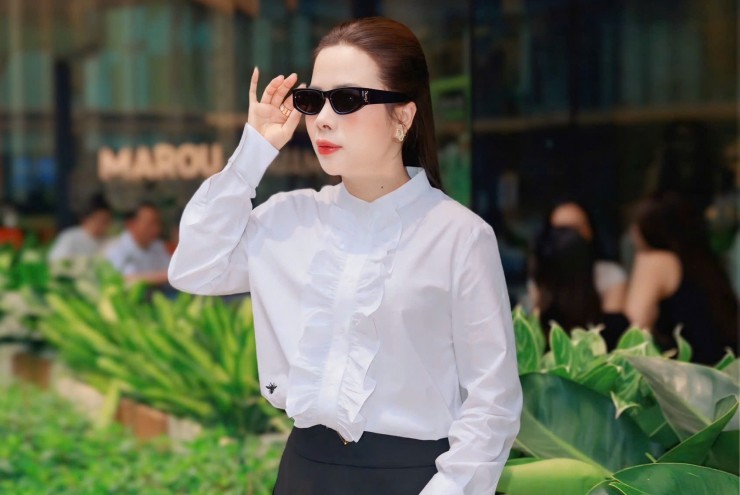 Doanh nhân Tuấn Hương gợi ý phong cách thời trang hè thanh lịch và đầy cảm hứng