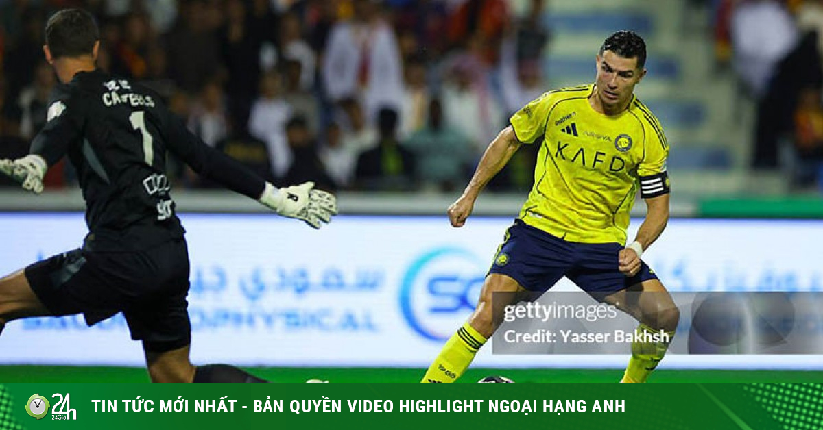 Ronaldo bỏ lỡ cơ hội khó tin, Al Nassr thua 1-3 trước Al Qadsiah tại Saudi Pro League