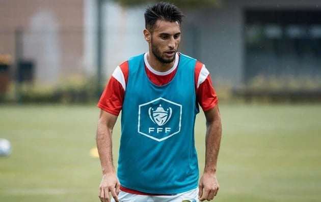Julien Mouillon đang được 3 đội ở V.League quan tâm trong gồm CLB CAHN, Ninh Bình FC và SHB Đà Nẵng.