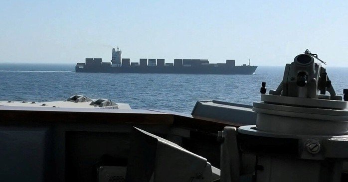 Tàu M/V Touska của Iran, bị Mỹ bắt giữ tại vịnh Oman hồi tháng trước - Ảnh: CENTCOM