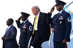 Ông Donald Trump “lách” quy định về quyền hạn chiến tranh