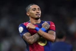 Barcelona sắp vô địch La Liga vẫn phải bán trụ cột, cơ hội kiếm 90 triệu euro