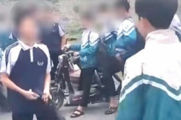 Trường THCS Chuyên Ngoại (Ninh Bình) lên tiếng vụ học sinh lớp 7 hành hung đàn anh lớp 9
