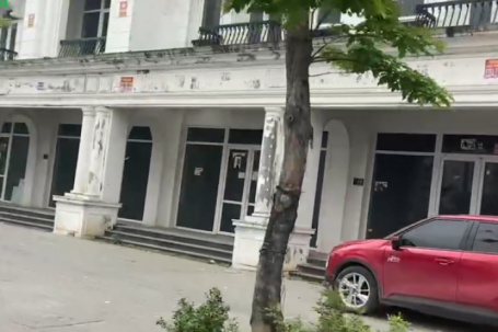 Hà Nội: Bất ngờ trước giá bán nhà phố thương mại tại phường Yên Nghĩa