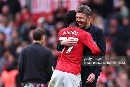 MU hạ Liverpool: Carrick tự tin được giữ lại, Mainoo thừa nhận cả đội làm mọi thứ vì HLV