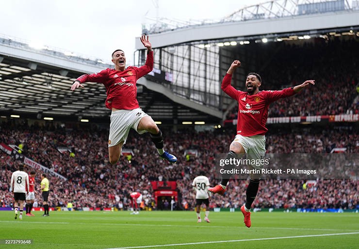 MU đánh bại Liverpool cả 2 lượt trận