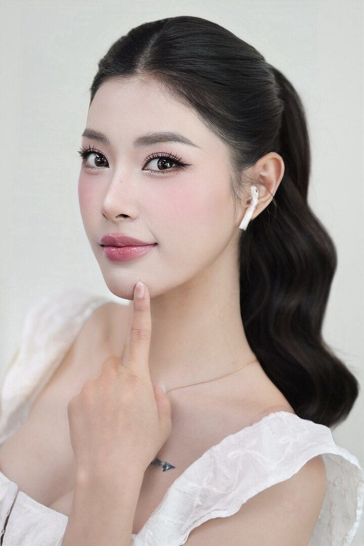 Nhan sắc nữ MC VTV là hoa khôi bóng chuyền, lọt top 10 hoa hậu Hoàn vũ Việt Nam - 11