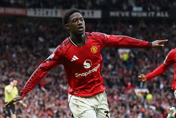 Mainoo ghi bàn thắng quyết định giúp MU đánh bại&nbsp;Liverpool