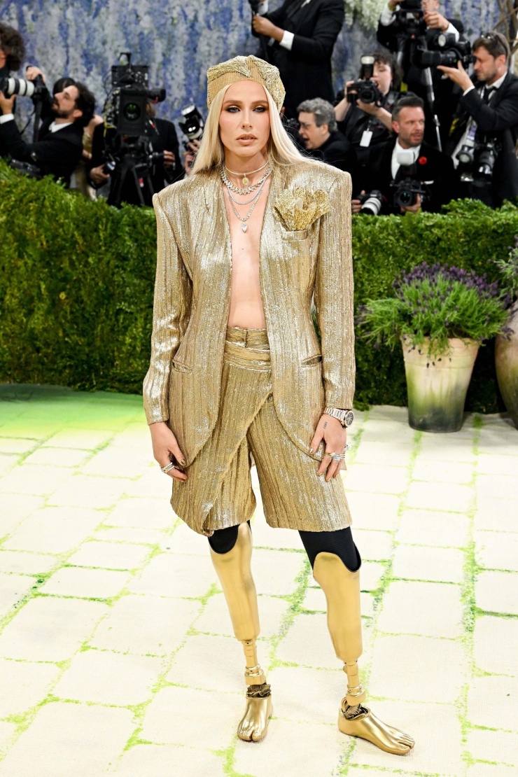 'Công chúa Dior' Jisoo vào top sao mặc đẹp ở Met Gala 2026 - 11