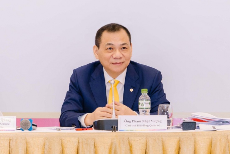 Tỷ phú Phạm Nhật Vượng có tài sản vượt 35 tỷ USD. Ảnh: VIC