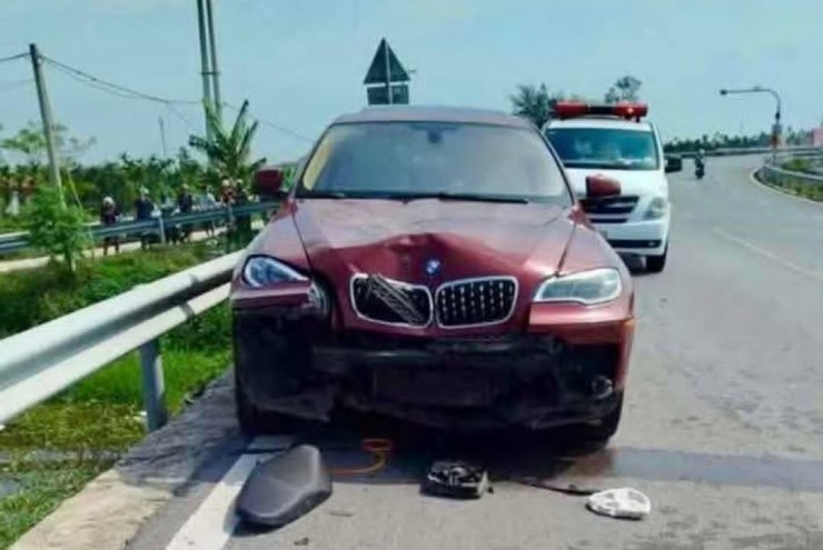 Một nguyên chủ tịch xã ở Ninh Bình bị ô tô BMW tông tử vong