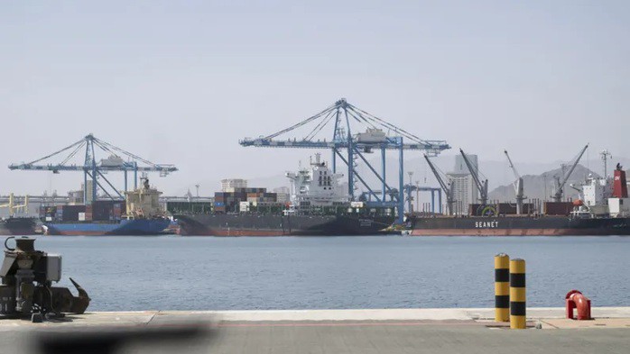 Cả UAE và Hàn Quốc đều ghi nhận các vụ tấn công tàu thuyền ở eo biển Hormuz hôm 4-5. Ảnh: EPA