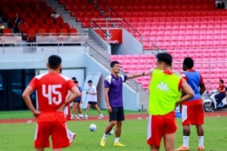 Đặng Văn Thành - Người thay HLV Chu Đình Nghiêm tại Hải Phòng FC, có gì đặc biệt?