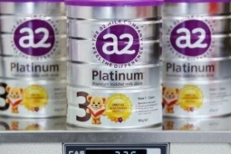 Sữa a2 Platinum chứa độc tố Cereulide bị thu hồi: Chuyên gia cảnh báo nguy cơ ngộ độc "bền nhiệt" cực nguy hiểm cho trẻ