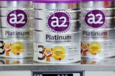 Sữa a2 Platinum chứa độc tố Cereulide bị thu hồi: Chuyên gia cảnh báo nguy cơ ngộ độc "bền nhiệt" cực nguy hiểm cho trẻ