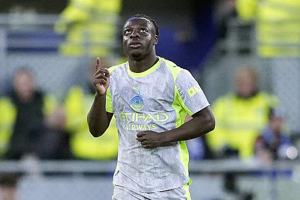 Doku tạo ra đột biến trong thế trận bế tắc cho Man City