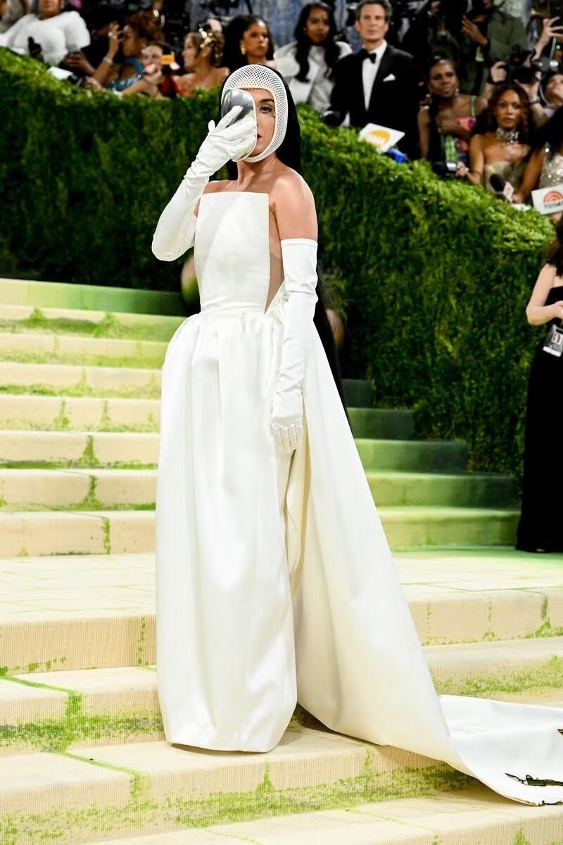 Vợ tỷ phú và hàng trăm ngôi sao đổ bộ Met Gala - 7