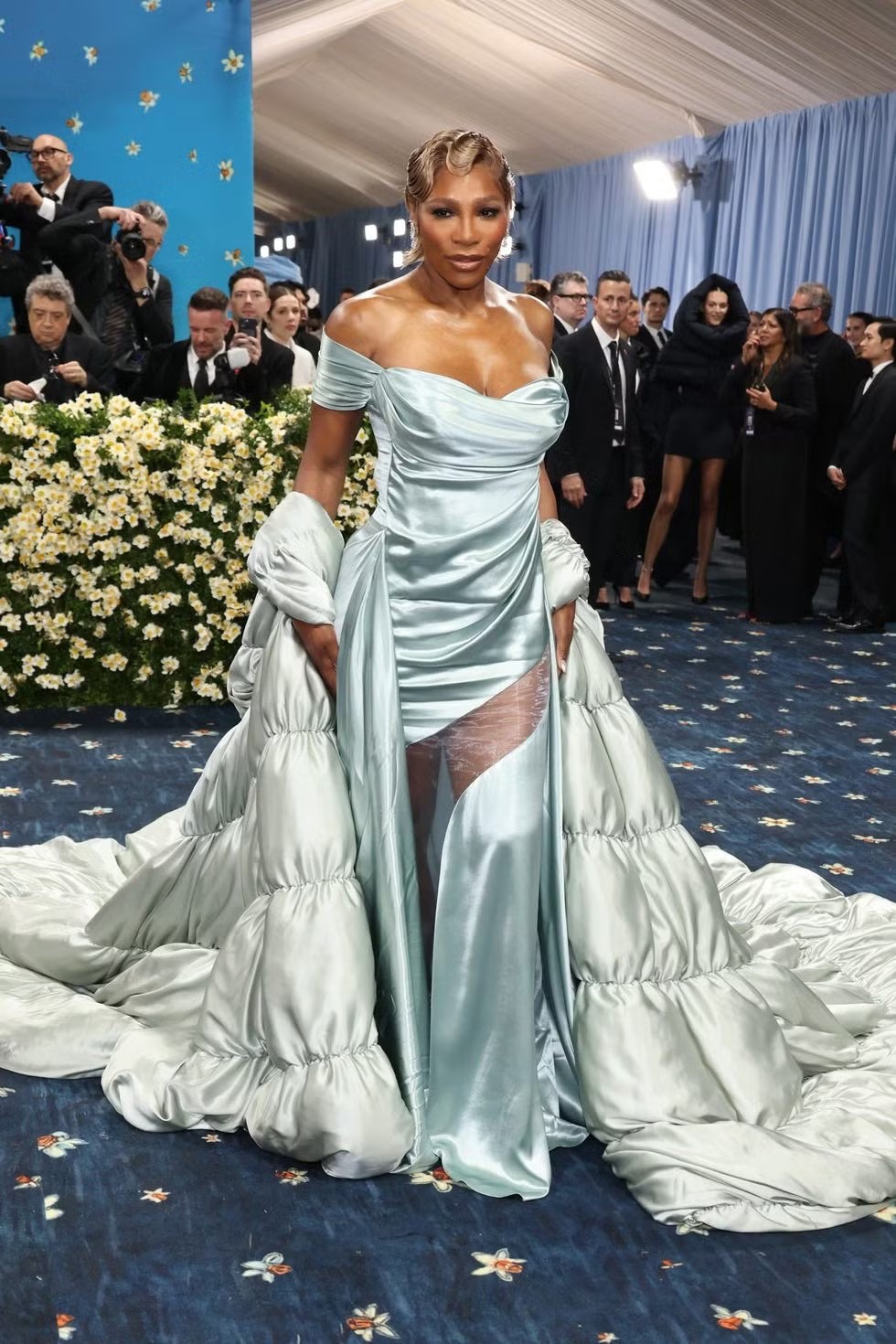 Vợ tỷ phú và hàng trăm ngôi sao đổ bộ Met Gala - 38