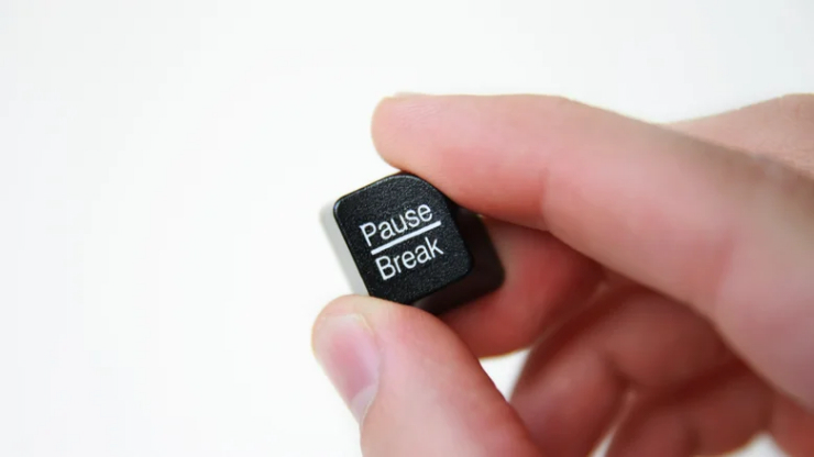 Phím Pause Break có công dụng gì?