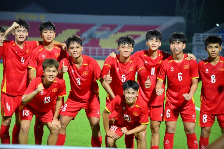 U17 Việt Nam quyết thắng trận ra quân
