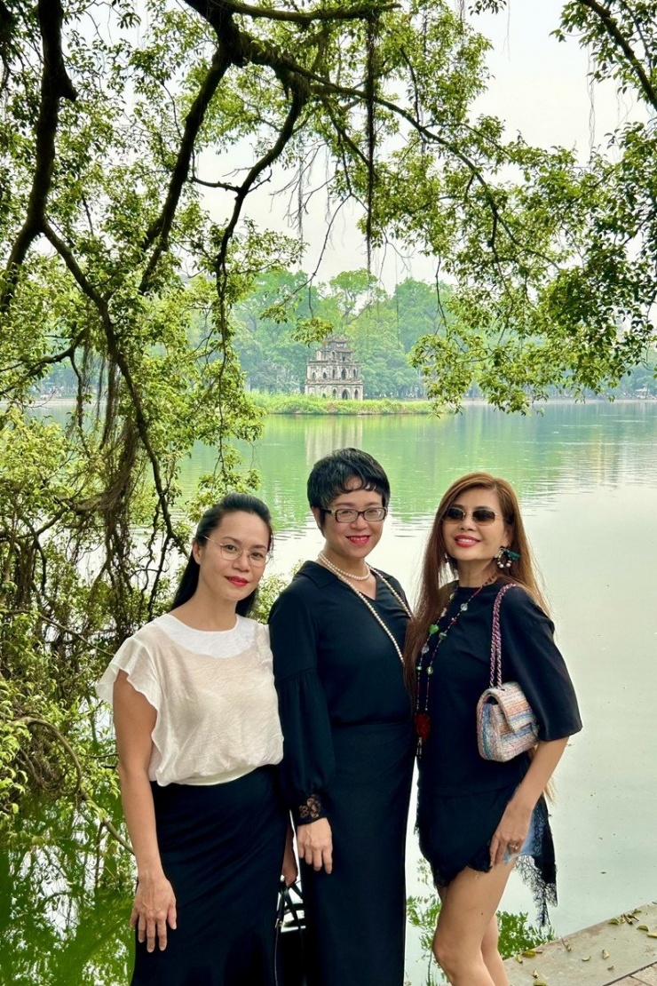NSƯT Minh Ánh: Từ cô bé lén thi nghệ thuật giờ thành Đại biểu Quốc hội 3 khoá - 2