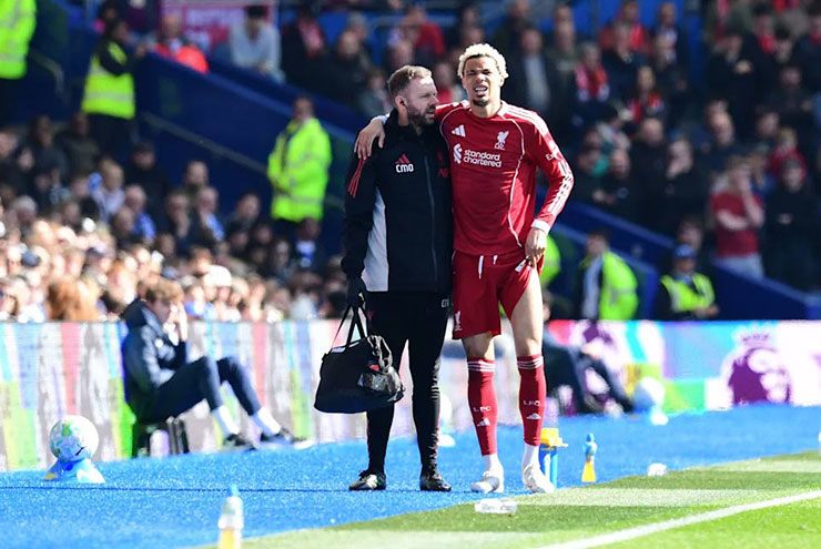 Tin mới nhất bóng đá tối 6/5: Liverpool sẽ không mua tiền đạo thay Ekitike