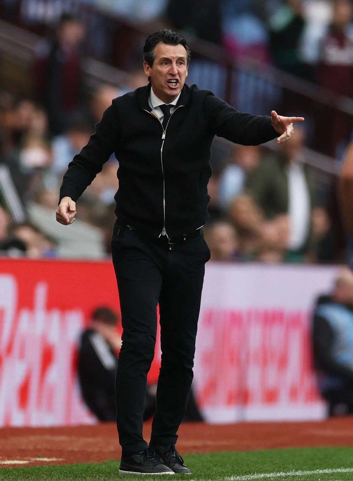 Nếu thầy trò của Unai Emery kết thúc ở vị trí thứ 5 quốc nội và vô địch Europa League, vị trí thứ 6 Ngoại hạng Anh sẽ đảm bảo suất tham dự Champions League mùa sau.