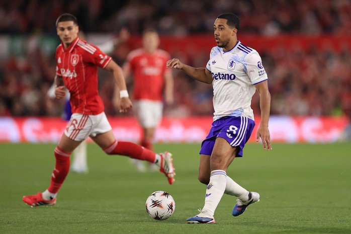 Có tới 10 đội bóng Ngoại hạng Anh đang hy vọng Aston Villa sẽ đánh bại Nottingham Forest tại Europa League.