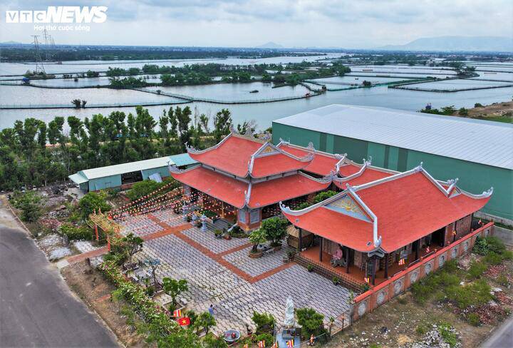 Kỳ bí 12 dòng cổ tự phía sau tượng Phật Lồi trong ngôi chùa ở Gia Lai - 1