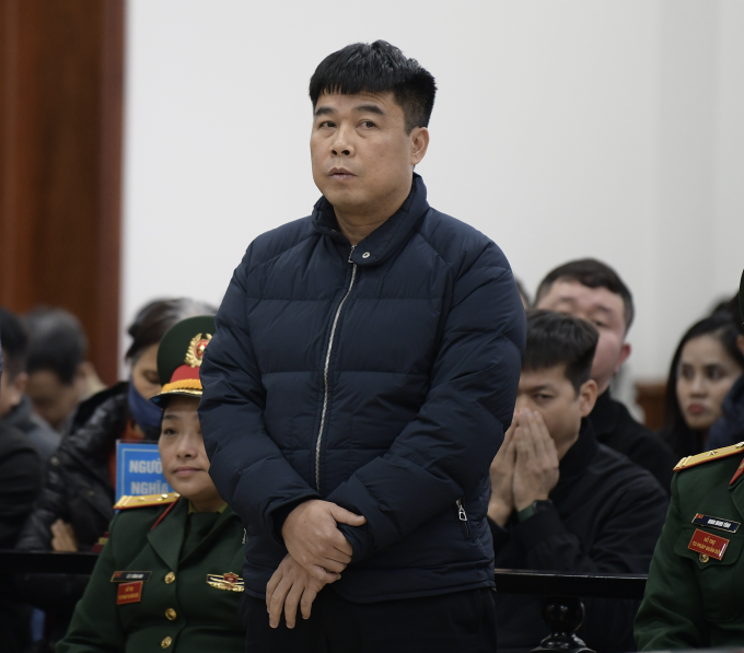 Bị cáo Nguyễn Văn Hậu tại tòa sơ thẩm hồi tháng 1. Ảnh: Danh Lam
