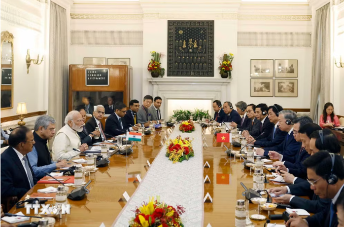 Chiều 6-5, tại Phủ Thủ tướng ở Thủ đ&ocirc; New Delhi, Tổng B&iacute; thư, Chủ tịch nước T&ocirc; L&acirc;m v&agrave; Thủ tướng Ấn Độ Narendra Modi tiến h&agrave;nh hội đ&agrave;m. Ảnh: TTXVN