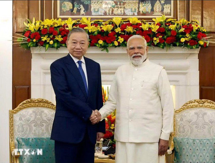Chiều 6-5, tại Phủ Thủ tướng ở Thủ đ&ocirc; New Delhi, Tổng B&iacute; thư, Chủ tịch nước T&ocirc; L&acirc;m v&agrave; Thủ tướng Ấn Độ Narendra Modi gặp hẹp. Ảnh: TTXVN