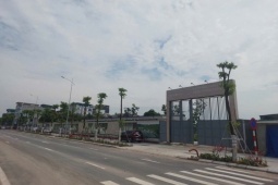Người dân bất an vì 2 tòa tháp 13 tầng gây tranh cãi